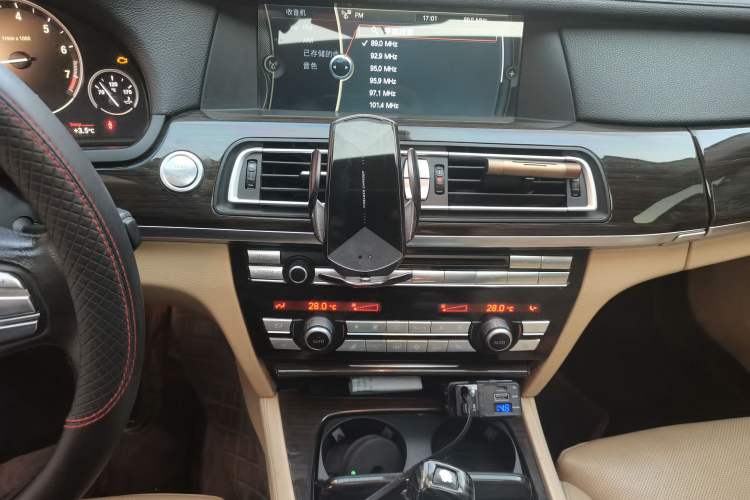 Used BMW 7 Series 2011 730Li Elegant Model
