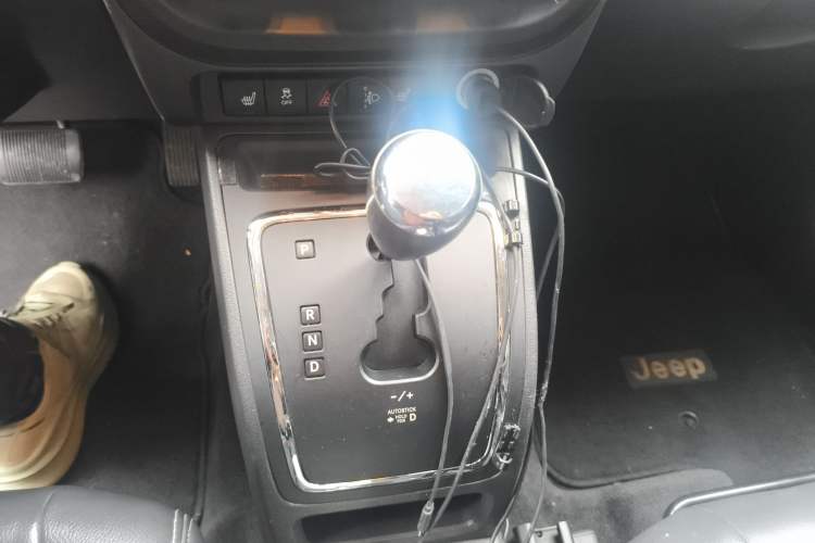 Used Jeep Compass 2012 2.4L Four-Wheel Drive Urban Edition
