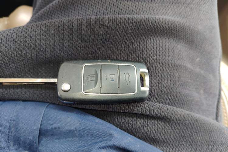 Used FORTHING Lingzhi 2019 M5L 1.6L 7-Seater Comfort Model China VI Standard
