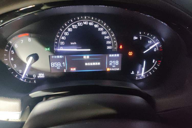 Used Cadillac XTS 2017 28T Tech Edition Instrument Cluster