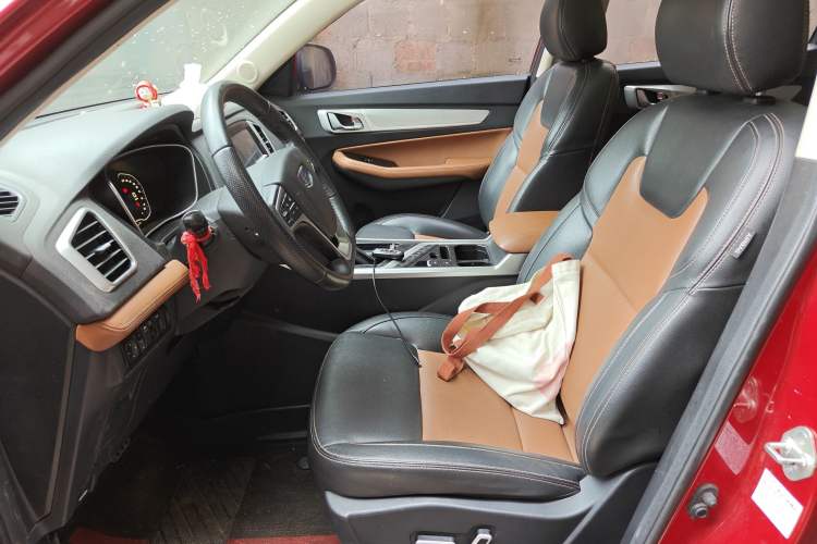 Used Geely Auto Vision X6 2018 1.4T CVT 4G Connected Flagship Edition