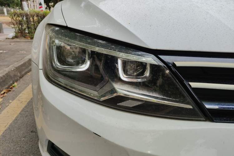 Used Volkswagen Lamando 2015 230TSI DSG Fashion Edition