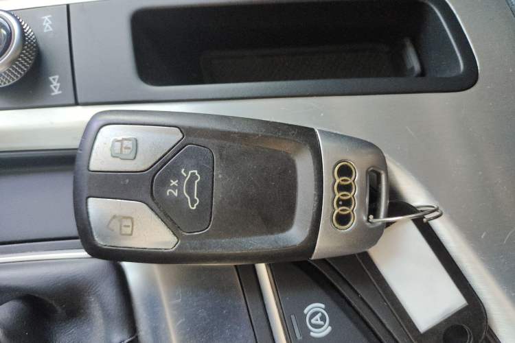 Used Audi A4L 2020 40 TFSI Luxury Dynamic Model
