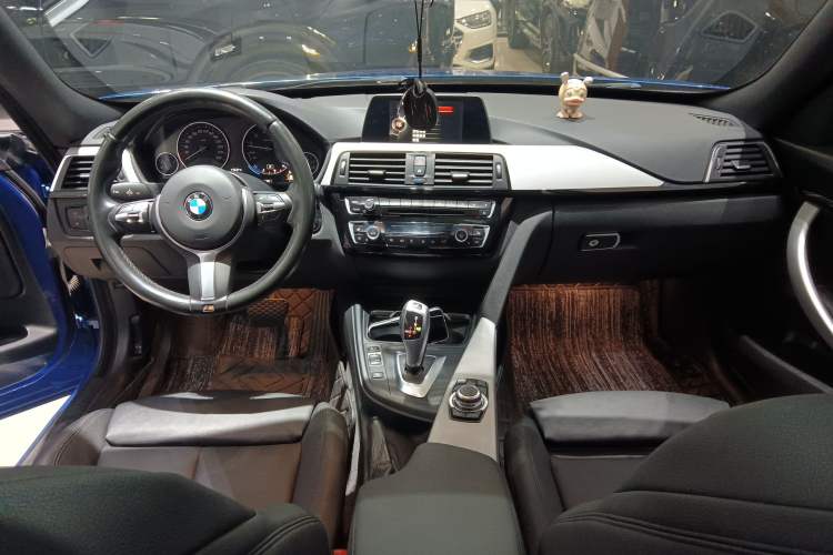 Used BMW 3 Series GT 2017 320i Sport Edition