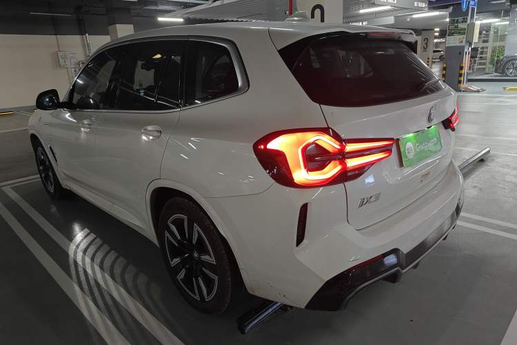 Used BMW iX3 2024 Leading Model