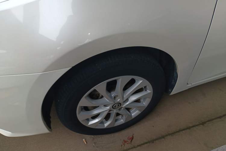 Used Nissan Sylphy 2016 1.6XV CVT Smart Enjoyment Version Left Front Wheel Hub