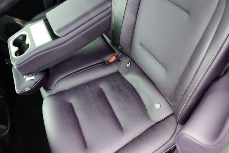Used Avatr 07 2024 Max Extended-Range Edition Left Rear Seat