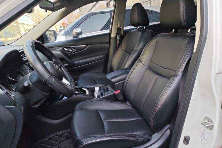 Used Nissan X-Trail 2017 2.0L CVT Comfort Edition 2WD Left Front Seat