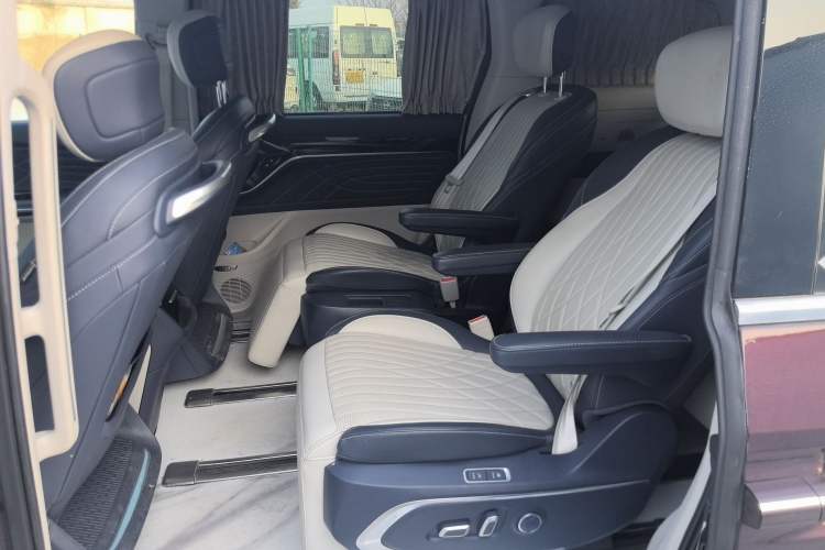 Used SAIC MAXUS G90 2022 2.0T Galaxy Seven-Seater Version