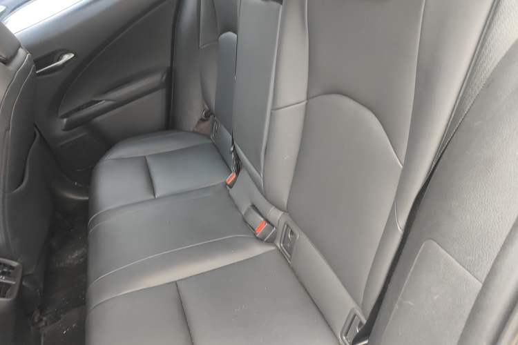 Used Lexus UX 2019 260h Explore-Cool Edition China V Standard Left Rear Seat