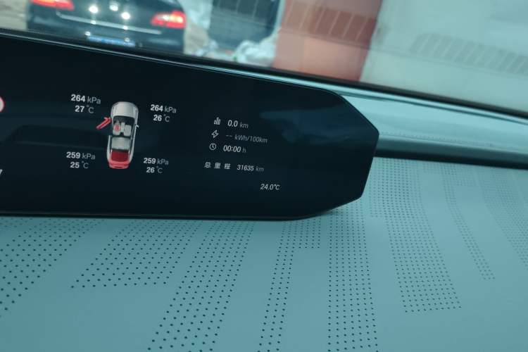 Used Hyptec HT 2023 670 Rear-Drive Ultra-High-Voltage NDA Version
