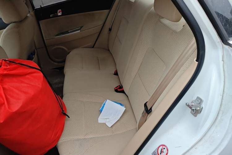 Used Brilliance H330 2013 1.5L Automatic Luxury Model Left Rear Seat