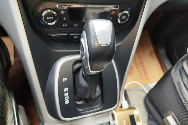 Used Ford Kuga 2013 1.6L GTDi Two-Wheel-Drive Trend Model
