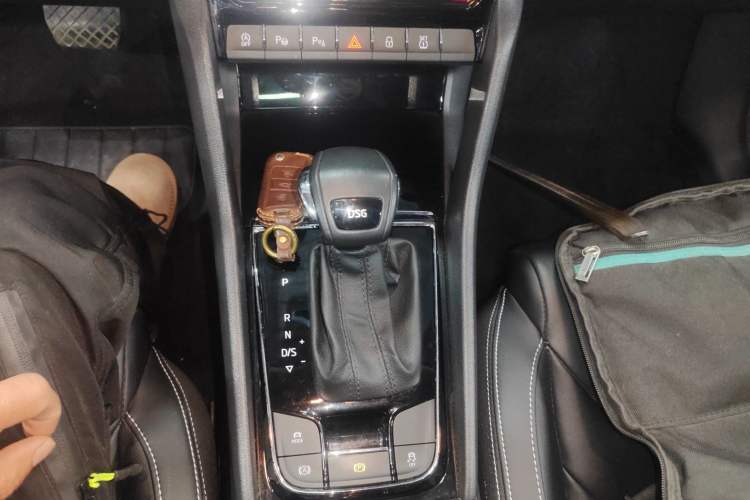 Used Skoda Kodiaq 2021 TSI330 7-Seater Two-Wheel-Drive Luxury Plus Edition
