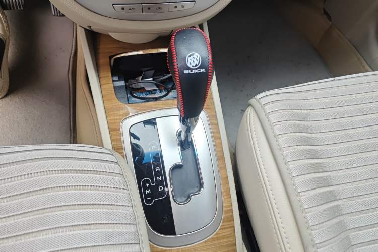 Used Buick Excelle 2015 1.5L Automatic Classic Model Gear Lever