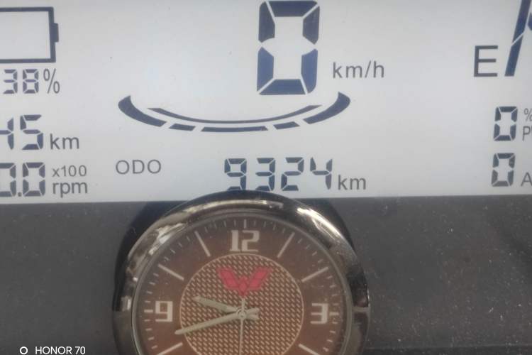 Used Wuling Hongguang MINIEV 2022 Easy Version Lithium Iron Phosphate Odometer Close Up