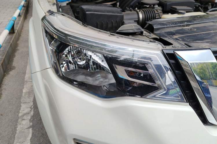 Used Nissan Terra 2020 2.5L XL Upper 4WD Automatic Four-Wheel Drive Luxury Edition
