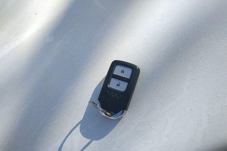 Used Everus VE-1 2020 Travel Edition
