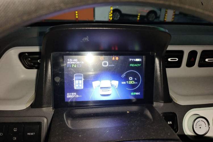 Used Wuling Hongguang MINIEV 2021 Macaron Premium Model – Lithium Iron Phosphate