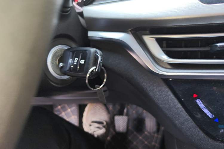 Used CHANGAN CS35PLUS 2018 1.6L Manual Enjoy Link Version China V Standard Vehicle Key