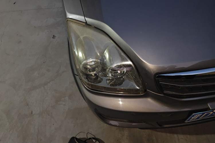 Used Suzuki Wagon R X5 2013 Revised Version 1.4L VVT Cruise Edition Right Front Headlight