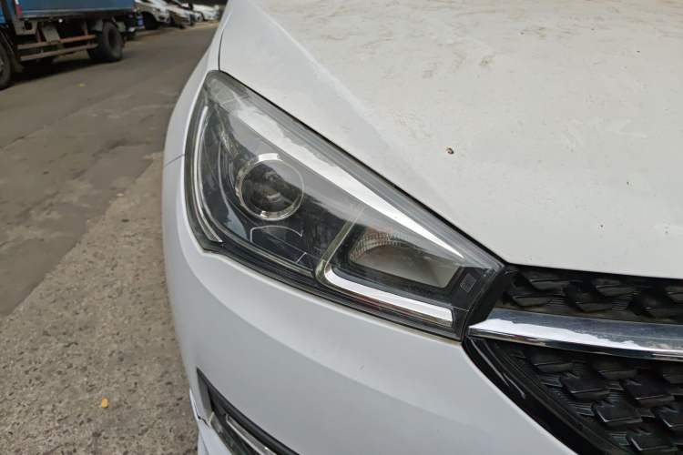 Used Chery Arrizo 5 2018 1.5L Manual Tribute to Youth Edition Right Front Headlight