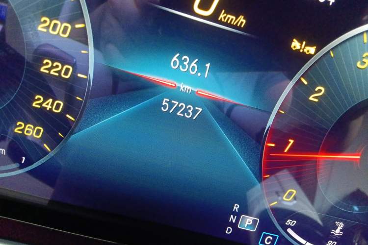 Used Mercedes-Benz E-Class 2023 E 300 L Luxury Model Odometer Close Up