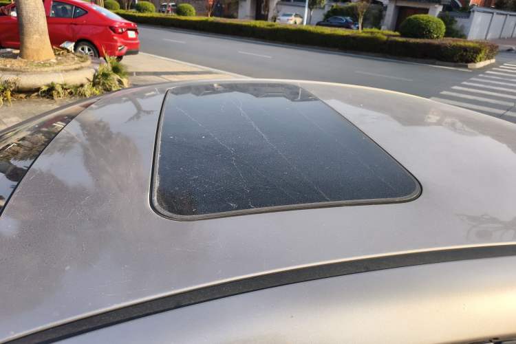 Used Hyundai Elantra (6th Generation / Lingdong) 2016 1.6L Automatic ZhiXuan – Elite Version Roof