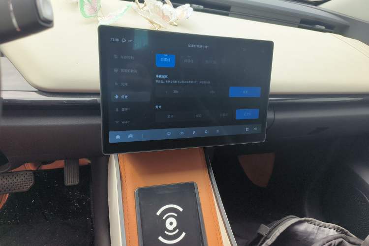 Used Chery QQ Little Ant 2024 Refreshed Version Youth Edition 321 km Beloved Edition 29.23 kWh Audio And AC Panel