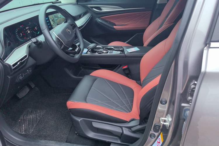 Used CHANGAN Eado 2022 PLUS Blue Whale NE 1.4T GDI DCT Prestige Edition
