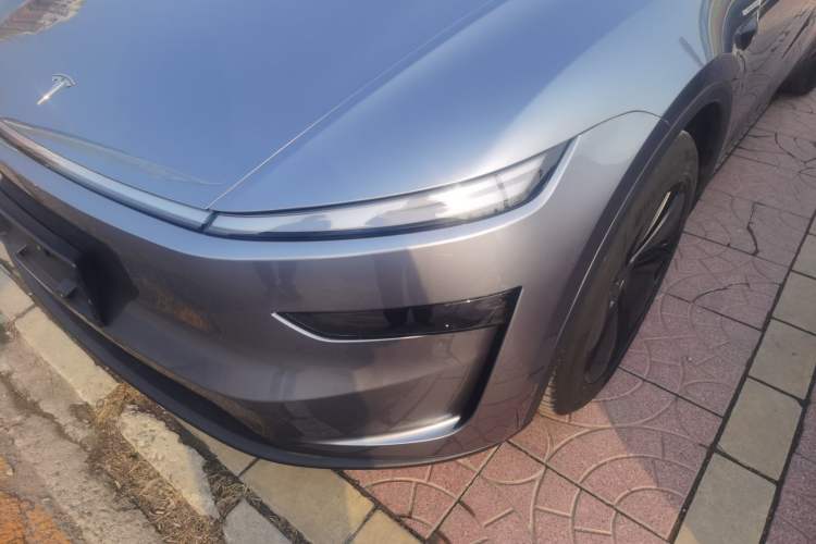 Used Tesla Model Y 2025 Long-Range All-Wheel Drive First Edition