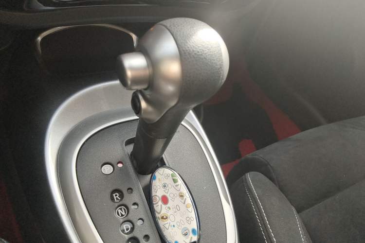 Used Infiniti ESQ 2014 1.6L Spontaneous Edition
