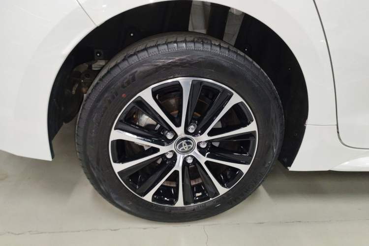 Used Toyota Levin 2023 185T CVT Luxury Edition Right Rear Wheel Hub