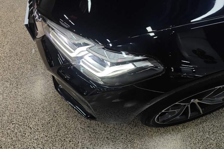 Used BMW 5 Series 2022 Restyled 525Li M Sport Package
