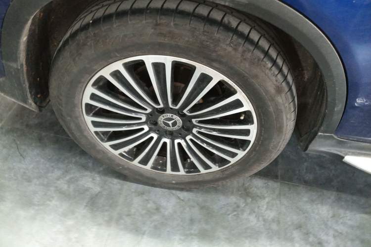 Used Mercedes-Benz GLC 2019 GLC 260 L 4MATIC Dynamic Model
