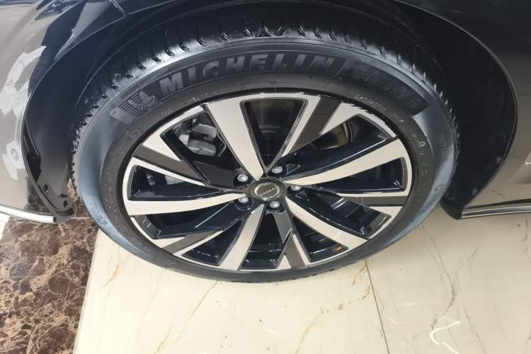 Used Volvo S90 2026 B5 Zhiyi Luxury Edition