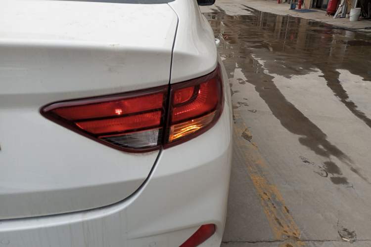 Used Hyundai Celesta 2020 1.6L Automatic GL Enjoyable Edition