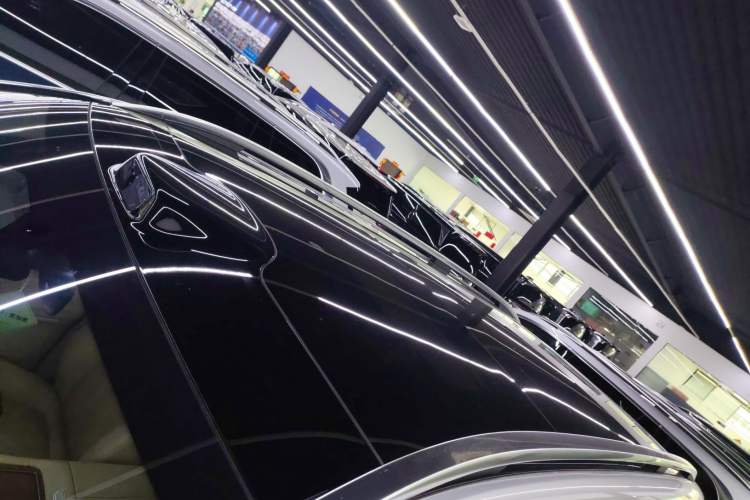 Used Hima AITO M9 2025 Extended-Range Ultra Version 52 kWh 5-Seater Edition Roof