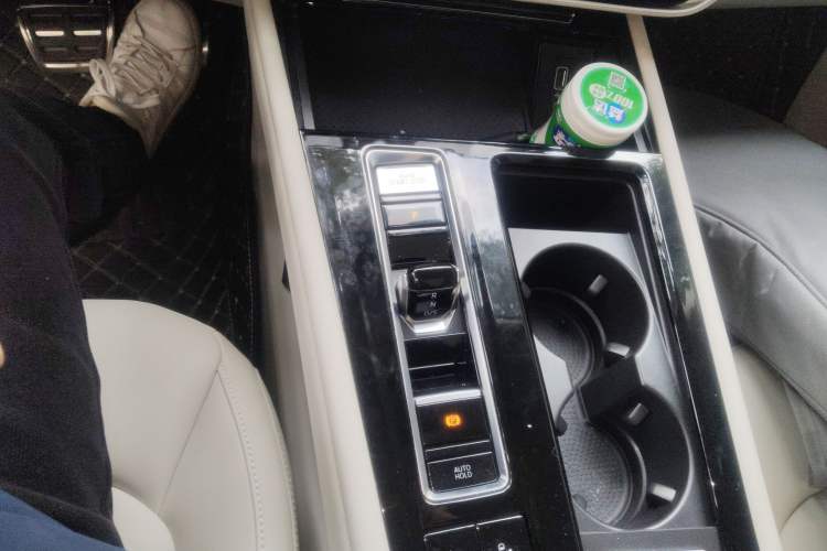 Used Volkswagen Viloran 2024 380TSI Luxury Edition