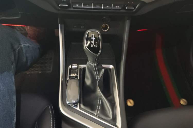 Used Geely Auto Vision X3 2020 1.5L CVT Luxury Model
