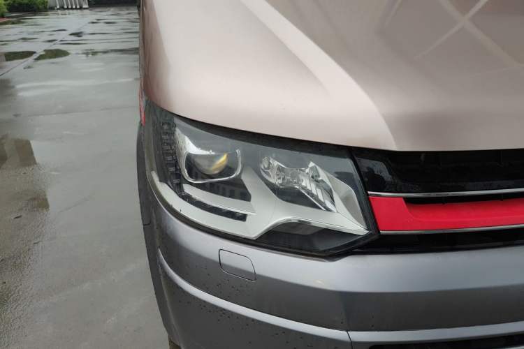 Used Volkswagen Multivan 2014 2.0 TSI Four-Wheel-Drive Executive Edition