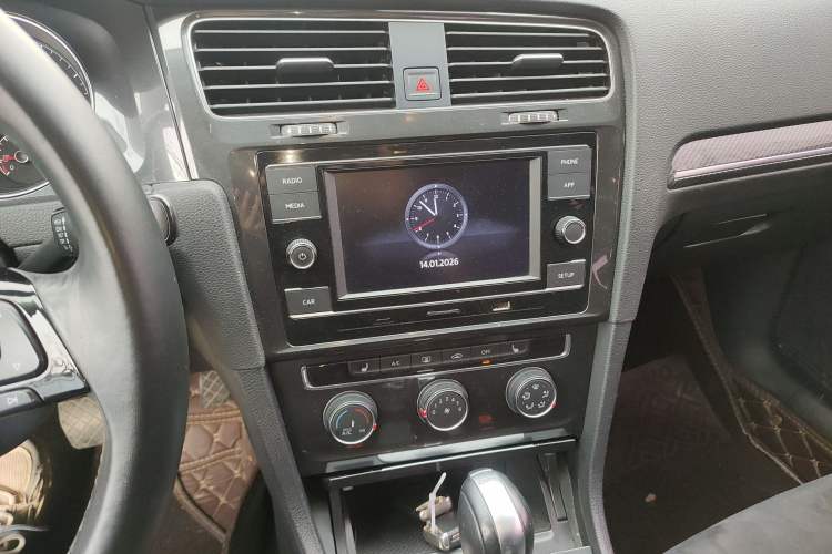 Used Volkswagen Golf 2018 230TSI Automatic Luxury Version