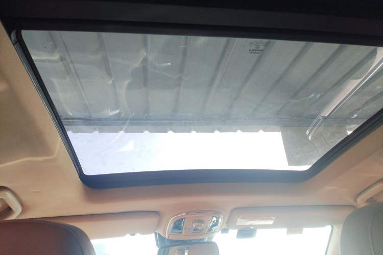 Used Haval H8 2015 2.0T Two-Wheel-Drive Elite Version
