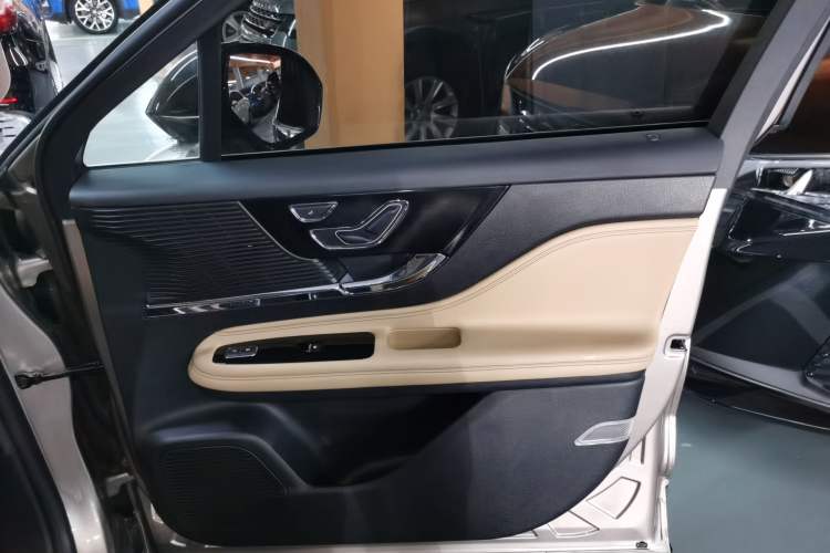 Used Lincoln Corsair 2020 2.0T Two-Wheel Drive Luxury Edition