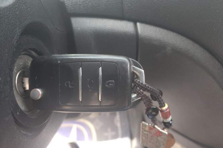Used CHANGAN CS35 2014 1.6L Manual Luxury Model China IV Standard
