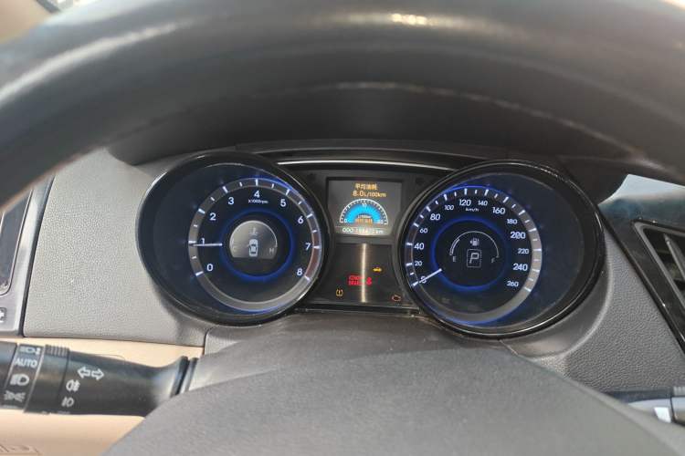 Used Hyundai Sonata 2011 2.0L Automatic Supreme Edition Instrument Cluster