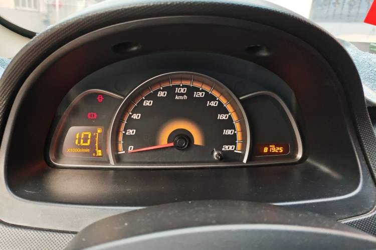 Used Chevrolet Sail 2013 Sedan 1.4L Manual - Youyi Happiness Edition
