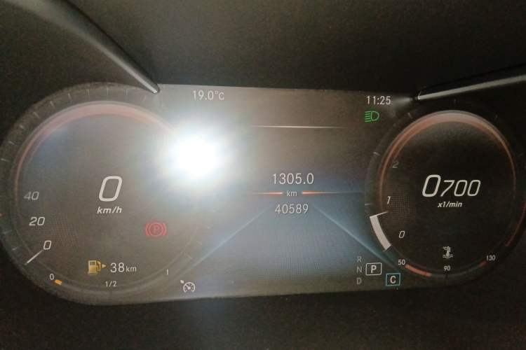 Used Mercedes-Benz GLC Coupe 2021 GLC 260 4MATIC Coupe SUV Instrument Cluster