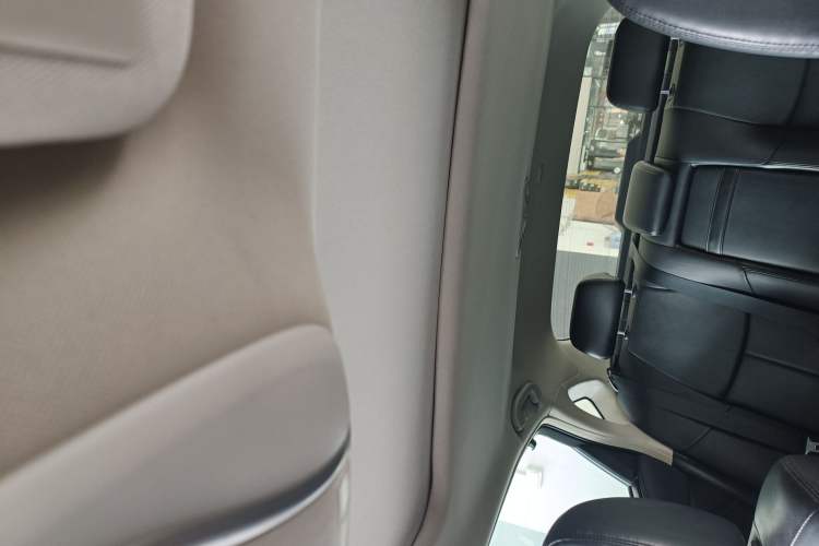 Used Infiniti Q70 2015 Q70L 2.5L Elite Edition Headliner