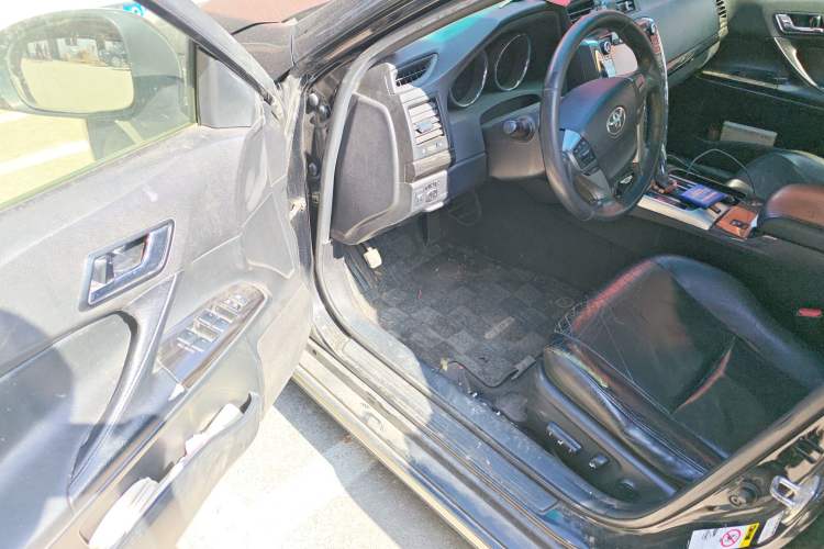 Used Toyota Reiz 2012 2.5V Fengdu Elite Stylish Edition
